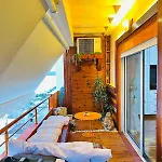 Eye Luxury Penthouse With Jacuzzi Апартаменты Саранда