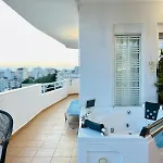アパート Eye Luxury Penthouse With Jacuzzi Sarandë