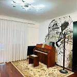 Eye Luxury Penthouse With Jacuzzi Апартаменты