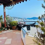 Eye Luxury Penthouse With Jacuzzi * Саранда