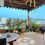 Eye Luxury Penthouse With Jacuzzi