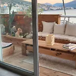 Eye Luxury Penthouse With Jacuzzi Апартаменты
