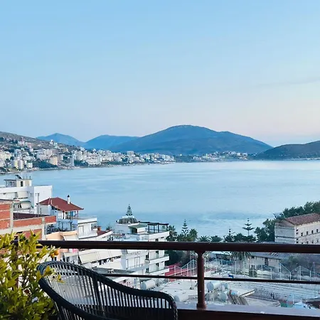 Eye Luxury Penthouse Sarande Appartement *