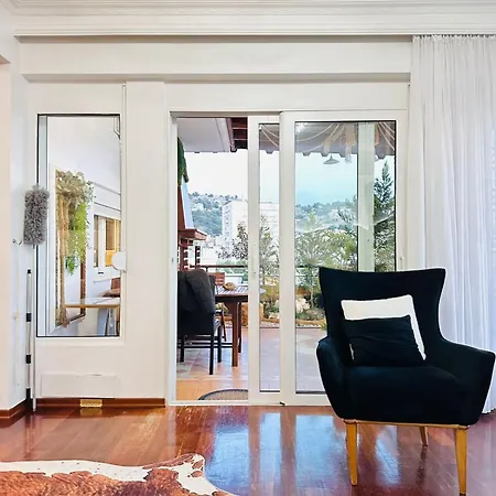 Eye Luxury Penthouse Sarande *