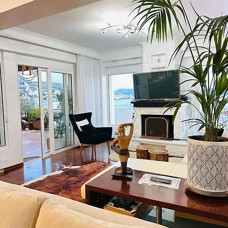 Appartement Eye Luxury Penthouse Sarande