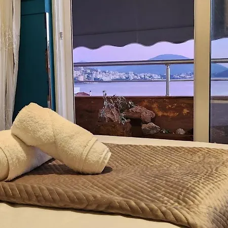 Eye Luxury Penthouse Sarande Appartement