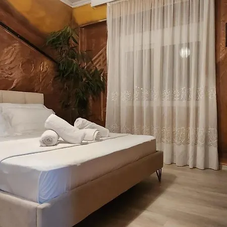 Eye Luxury Penthouse Sarande Appartement *