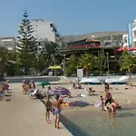 Eye Luxury Penthouse With Jacuzzi Sarandë