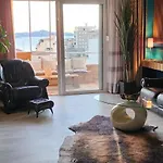 Apartmán Eye Luxury Penthouse With Jacuzzi