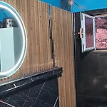 Apartmán Eye Luxury Penthouse With Jacuzzi