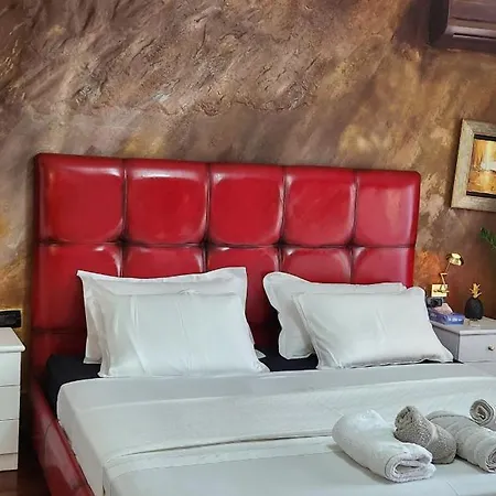 Eye Luxury Penthouse Sarande