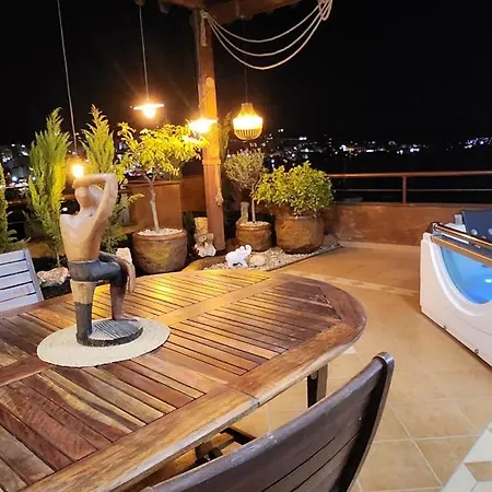 Eye Luxury Penthouse Sarande
