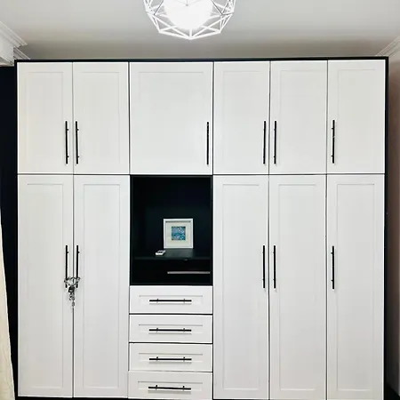 Apartment Eye Luxury Suites *