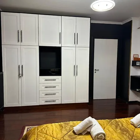 Eye Luxury Suites Sarandë
