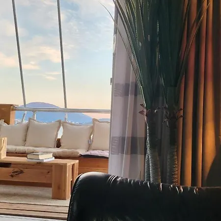 Eye Luxury Suites Saranda