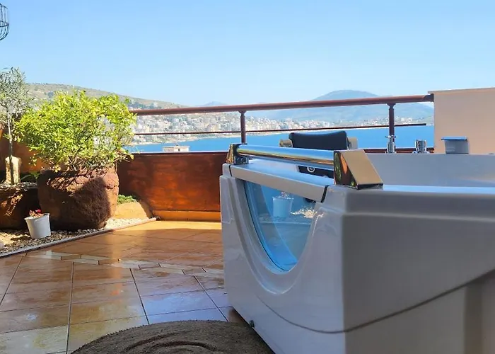 Eye Luxury Penthouse With Jacuzzi Apartment