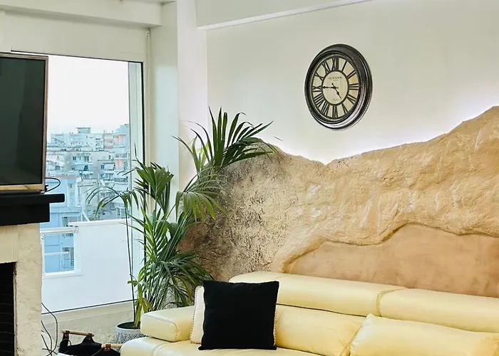 Eye Luxury Penthouse With Jacuzzi