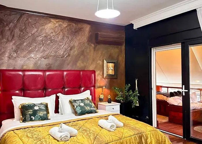 Eye Luxury Penthouse With Jacuzzi