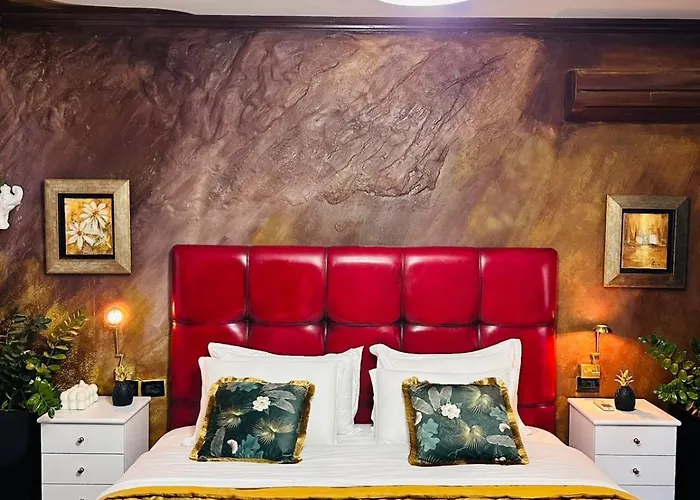 Eye Luxury Penthouse With Jacuzzi *