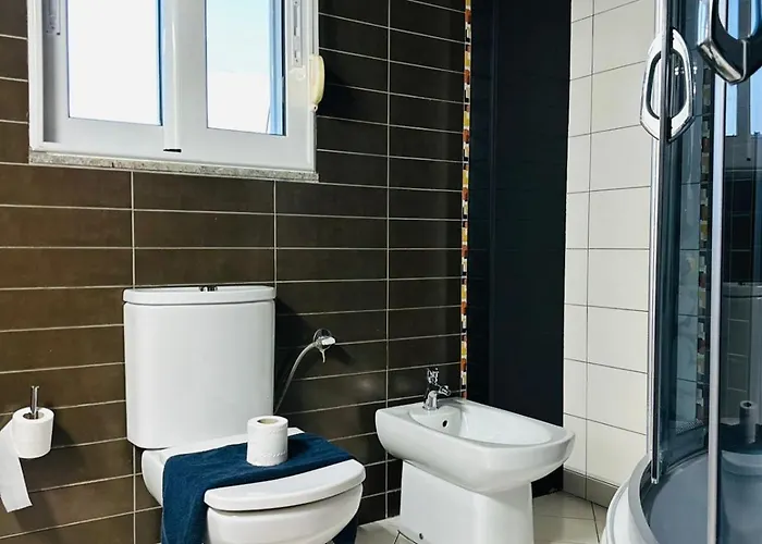 Eye Luxury Penthouse With Jacuzzi Sarande