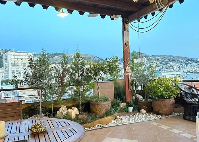 Eye Luxury Penthouse With Jacuzzi