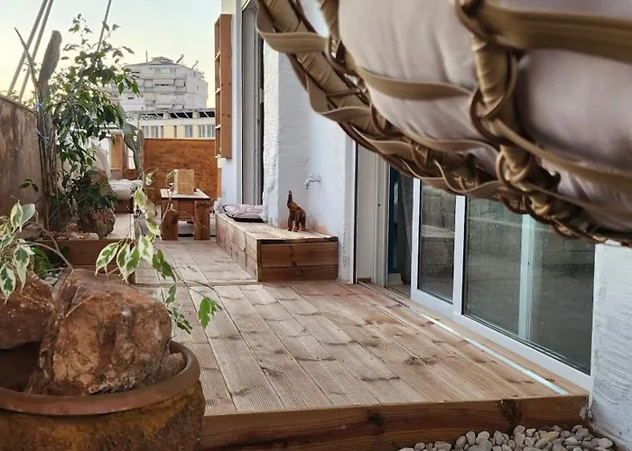 Eye Luxury Penthouse With Jacuzzi *